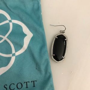 Kendra Scott small single Elle earring.